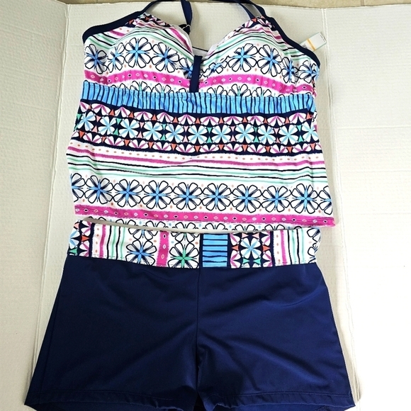 NWT South Point 2 piece Swim Set Size 24 Top/20 Bottom - Picture 1 of 11